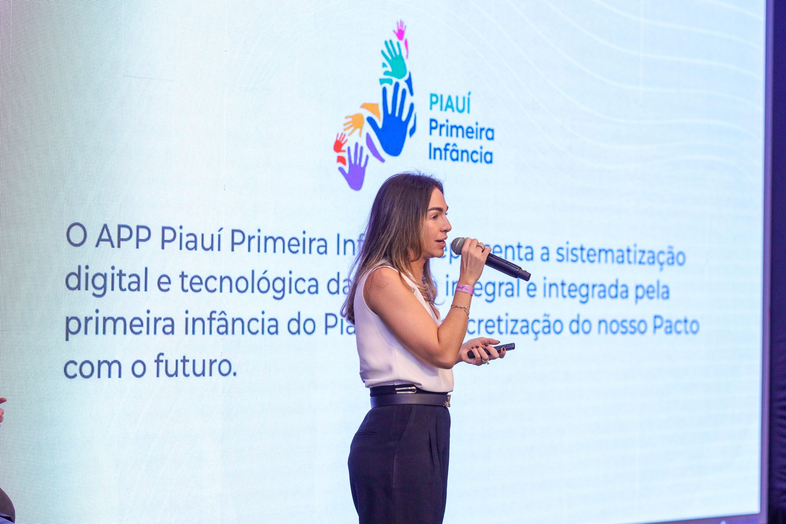 Tecnologia a serviço do cuidado com a infância