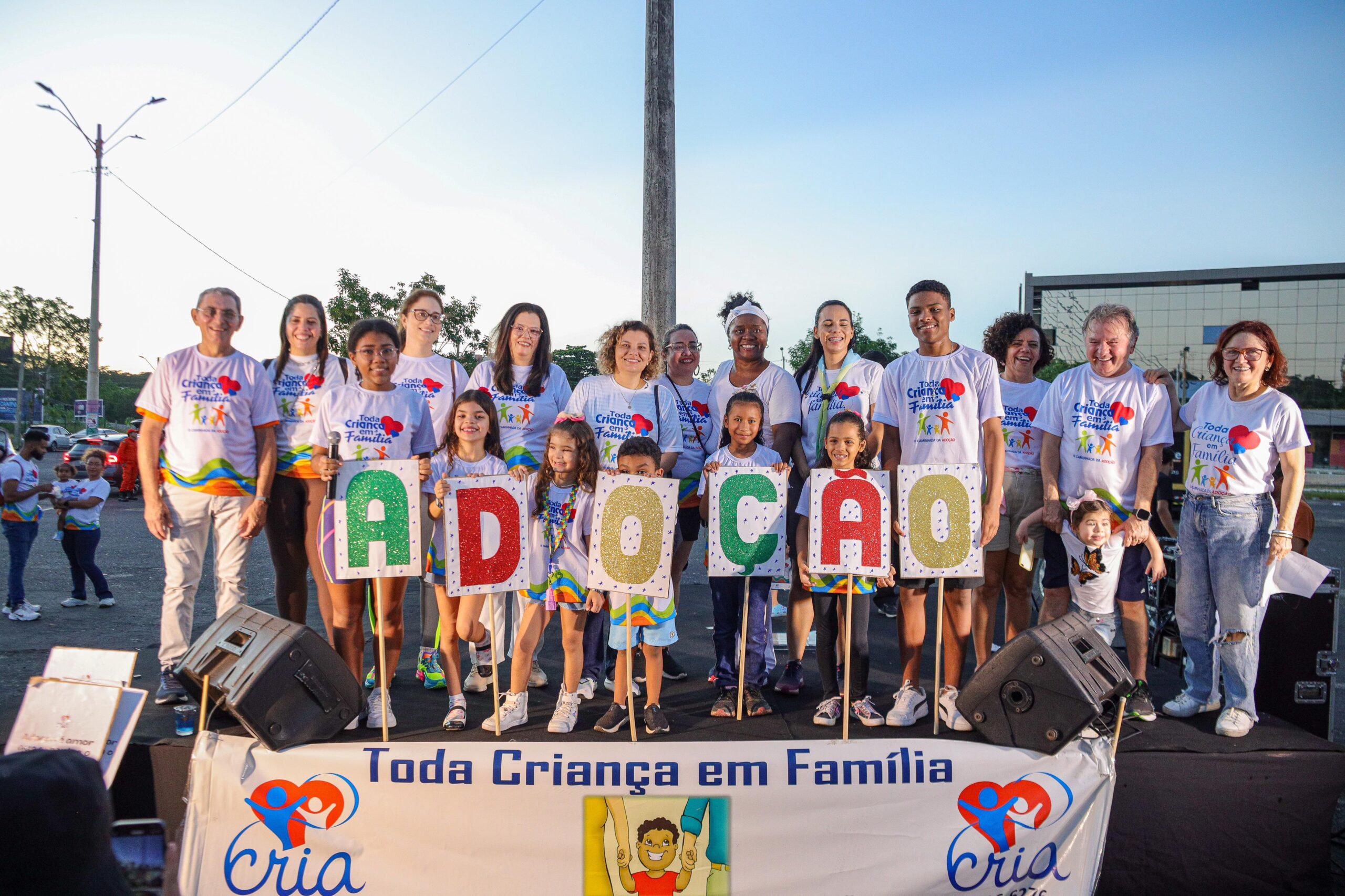 3ª Caminhada da Adoção e reforça compromisso com o direito de toda criança crescer em família